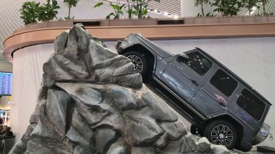 İGA İstanbul Havalimanı’nda Mercedes-Benz’den Etkileyici Uygulama Dünyanın buluşma noktası ve küresel aktarma merkezi İGA İstanbul Havalimanı,