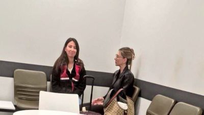 Şeyma Subaşı İstanbul Havalimanı’nda gözaltına alındı
Ünlülere uyuşturucu operasyonunda yeni gelişme: ABD dönüşü Şeyma Subaşı gözaltına