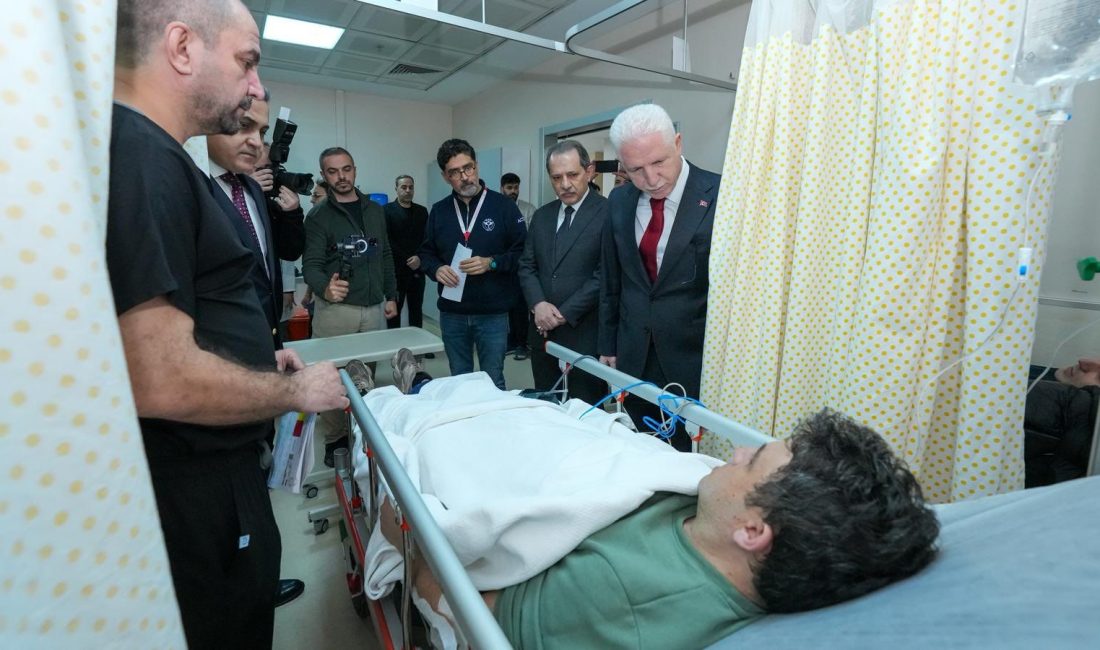 İstanbul Havalimanı’nda görev yapan Polis memurlarını taşıyan servis aracı, Kuzey