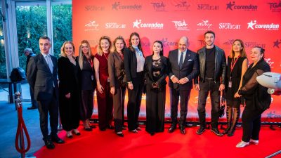 Corendon Airlines, Polonya’daki faaliyetleri kapsamında Türk dizilerinin sevilen oyuncuları Özge