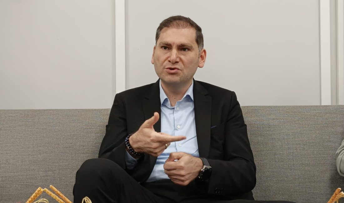 İstanbul Havalimanı işletmecisi İGA CEO’su Selahattin Bilgen, havalimanında gazetecilerle bir