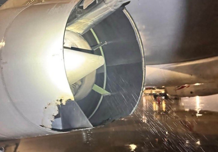 SriLankan Airlines’a ait bir Airbus A330-243 tipi yolcu uçağı, bugün
