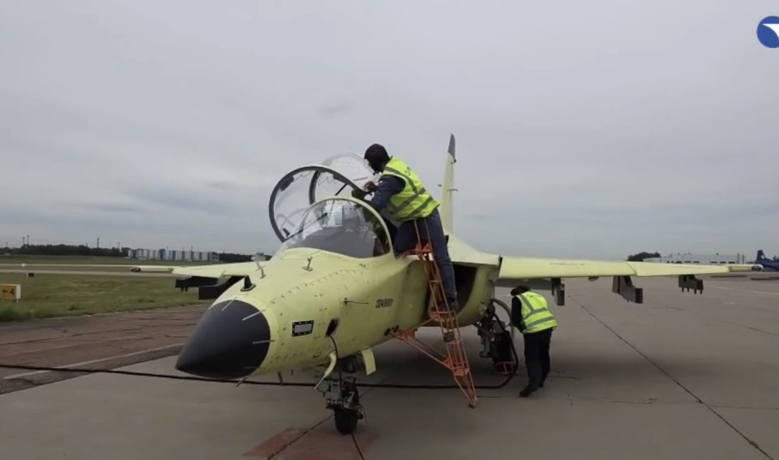 Rus devlet şirketi Rostec'in açıklamasına göre, modernize edilmiş Yakovlev Yak-130M