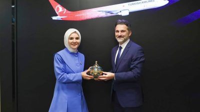 
Mahinur Özdemir Göktaş, Türk Hava Yolları Yönetim Kurulu Başkanı Murat