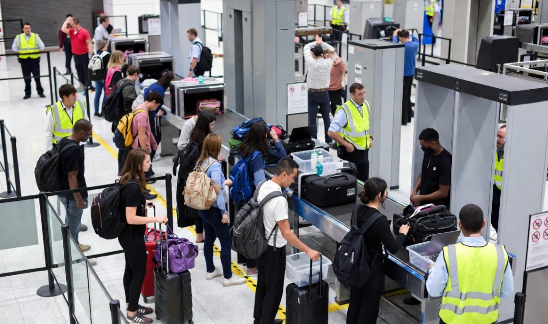 Dubai Havalimanı’nda Şok: Valizde İki Cansız Ayı Yavrusu Ele Geçirildi Dubai Havalimanı'nda Şok: Valizde İki Cansız Ayı Yavrusu Ele Geçirildi
Dubai