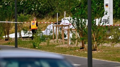 Fransa'da paraşüt atlayışı için yolcu taşıyan uçak düştü. İlk belirlemelere