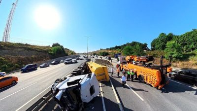 İstanbul Eyüpsultan'da kontrolden çıkarak karşı şeride geçen hafriyat kamyonunun neden