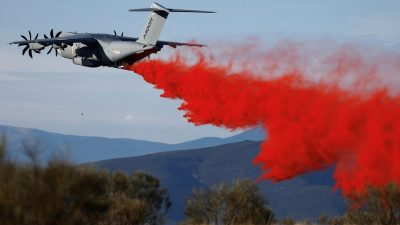 Fransa'dan orman yangınlarıyla mücadelede yeni hamle! "A400M Yangınlara Karşı Sahaya