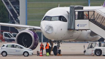 Mısır'ın Marsa Alam kentinden Almanya'nın Stuttgart kentine sefer yapan Air