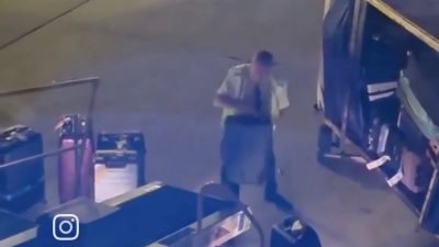 Delta Air Lines’a ait bir uçuş, Atlanta Hartsfield-Jackson Havalimanı’nda ramp