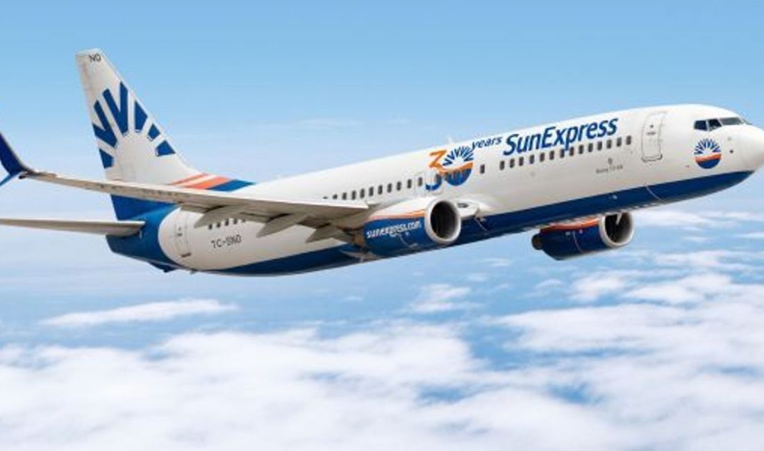 Sunexpress Uçağı Teknik Arıza Nedeniyle Geri Döndü: Sunexpress Uçağı 4