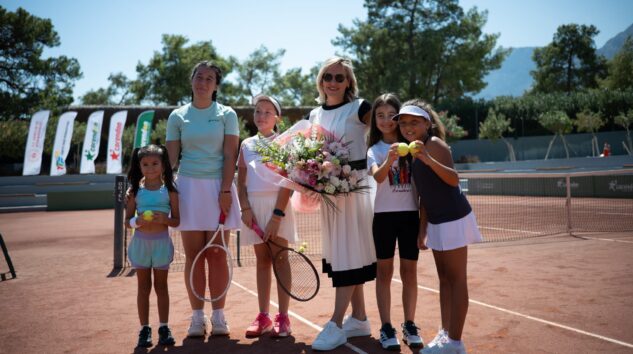 Kemer’de Tenis Altyapısı ve Uluslararası Organizasyonlar Görüşüldü Türkiye Tenis Federasyonu Başkanı Şafak Müderrisgil’in Corendon Tennis Club Kemer